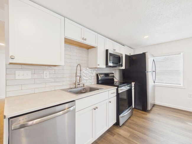 Photo - 270 Calder St Unit 272 Calder