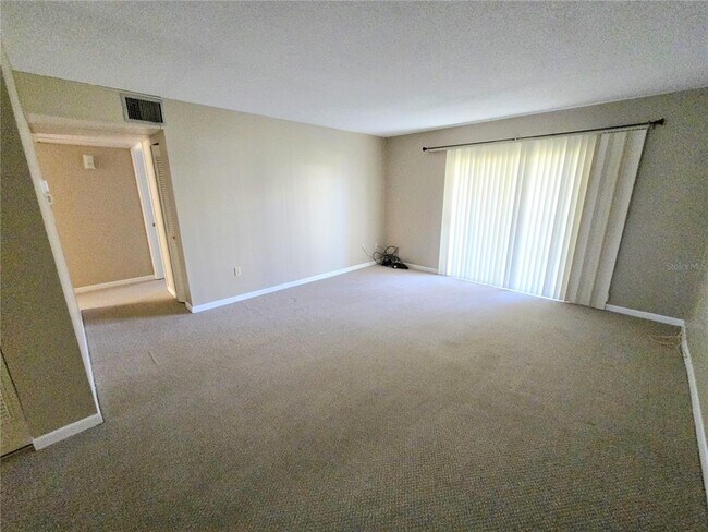 Photo - 2727 75th St W Unidad 7A3