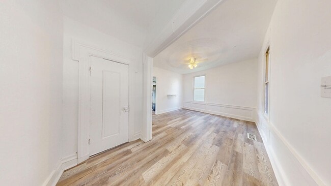 Photo - Haysville, Walking Distance to Town, 3 Bedroom!