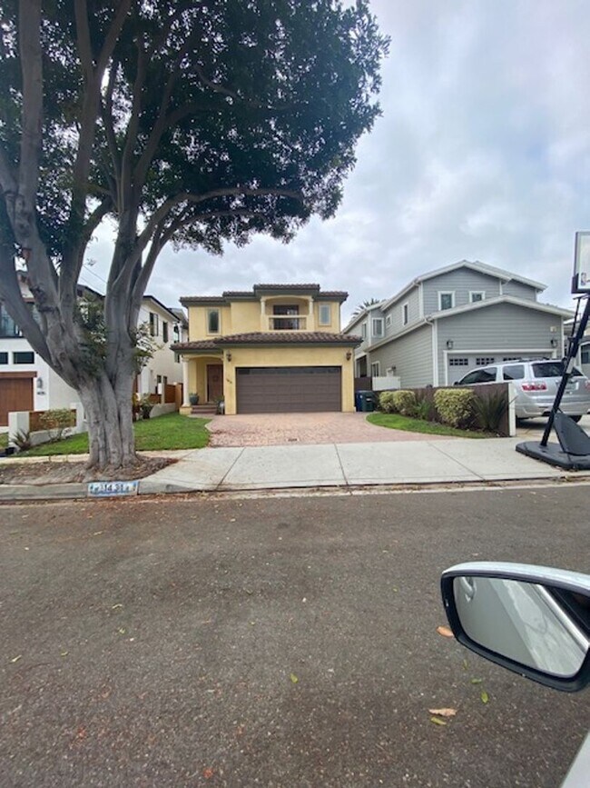 South Redondo - Spacious 4 Bedroom 4.5 Bat... - South Redondo - Spacious 4 Bedroom 4.5 Bat... House