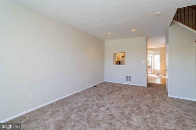 8459 Gold Sunset Way