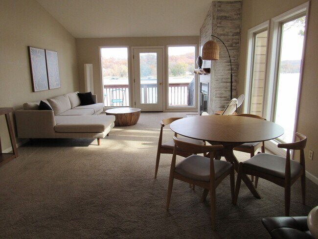 Photo - Top floor 2 bedroom condo in Camdenton