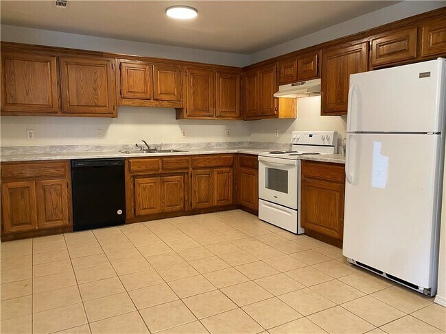 Photo - 1622 Tolleson Loop