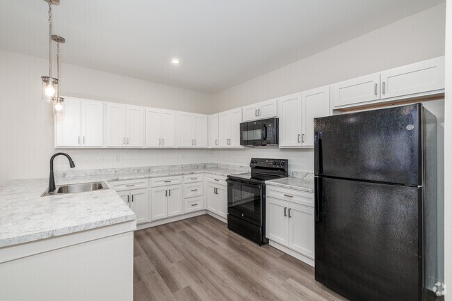 3BR, 3BA - 1212SF - Kitchen - Rock Springs