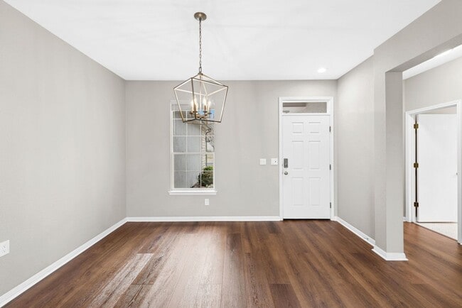 Photo - 139 Nolan Dr