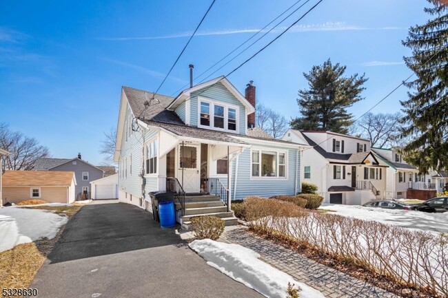 Photo - 239 Fairview Ave Townhome