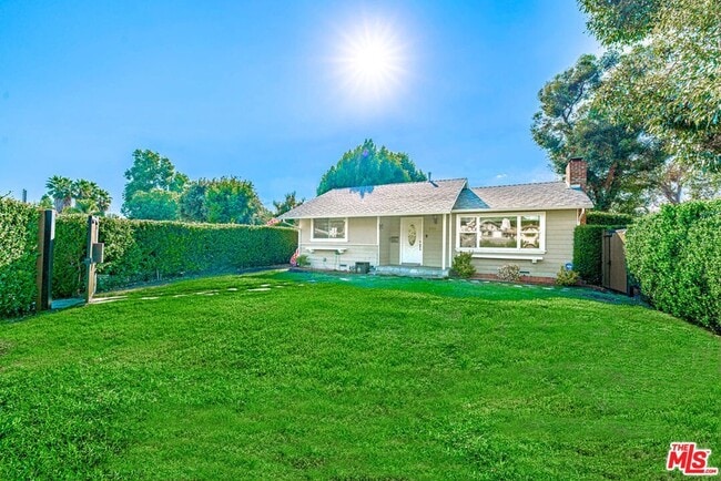 Photo - 5353 Don Pio Dr House