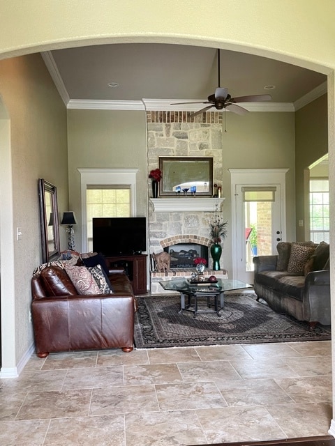 This listing is for a roommate situation - 1 bedroom for rent, not entire house - 1643 Elk River Rd Unit Room #1
