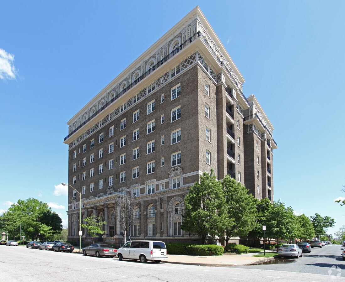 Photo - Esplanade Apartments