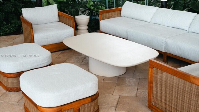 Photo - 700 NE 24th St Unit 3605