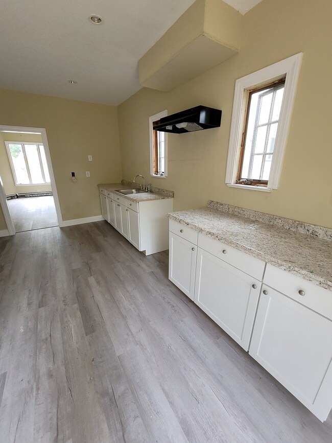 Photo - 157 Belmont St