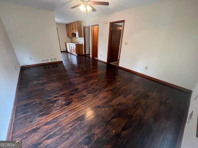 Photo - 982 Locust Dr NE