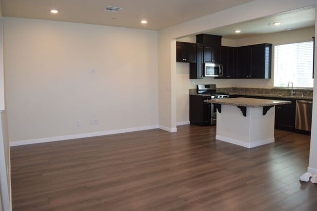 Photo - 3280 Chickadee Ct