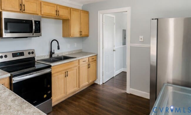 Photo - 3912 Genacre Ln