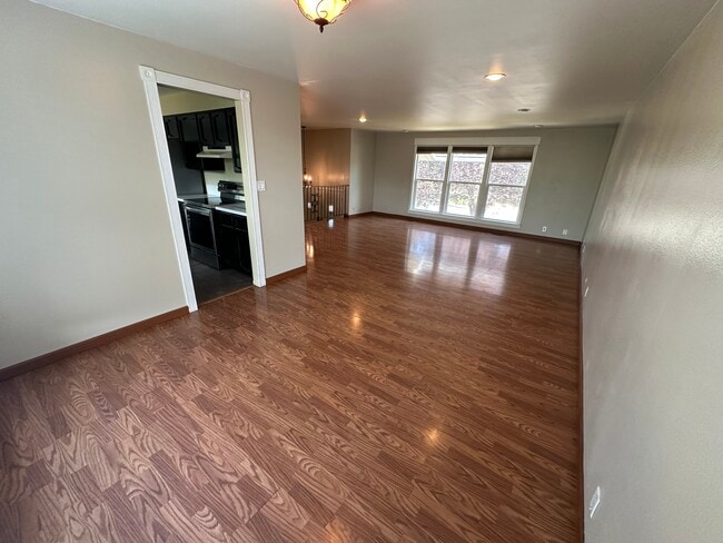 Photo - Orem - Single Family (Double kitchen)