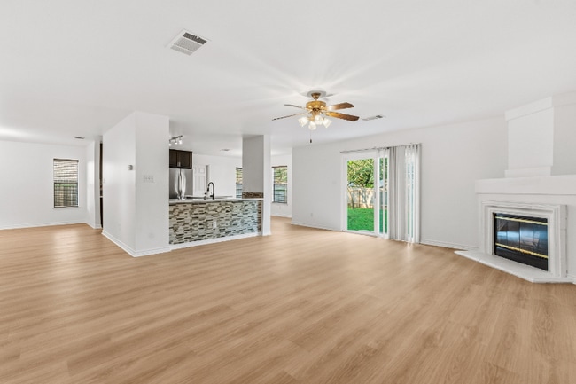 Photo - 2005 Jasper Ln