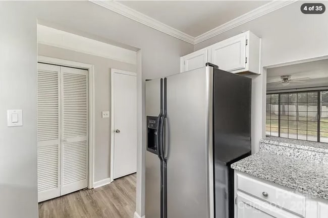 7610 Woods Ln Unit 5