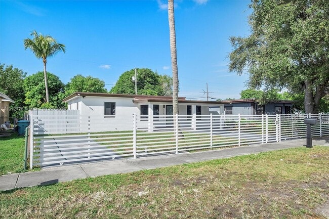 Photo - 11730 NW 3rd Ave