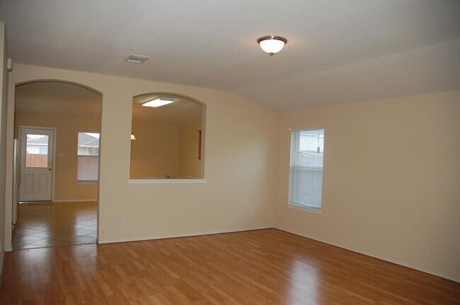 Photo - 222 Mossy Rock Dr