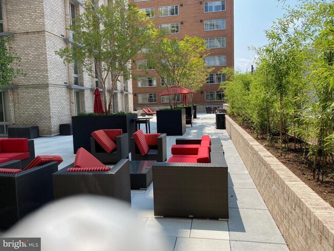 Photo - 940 25th St NW Unit 515S