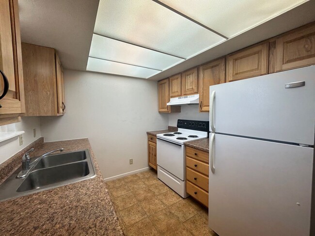 Photo - 821 S. Main-