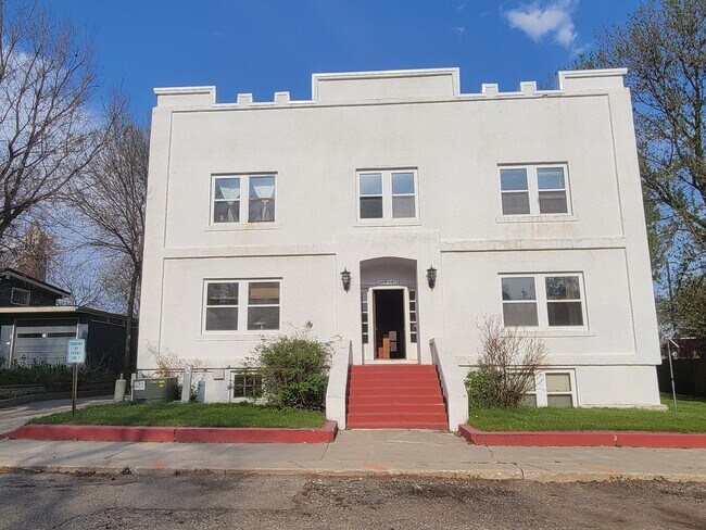 Photo - 810 9th Ave Apartments Unit 9