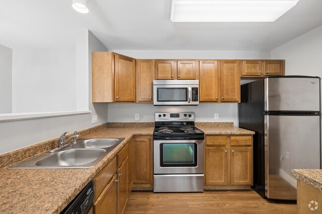 Pine - 2BR, 2BA - 1,006SF - Kitcchen