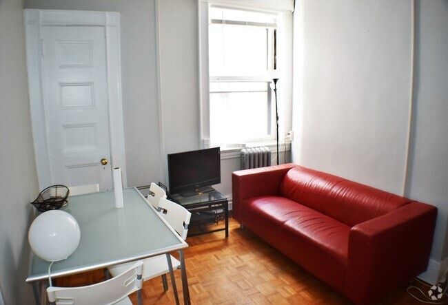 Building Photo - 21 Beacon St Unit 9L Rental