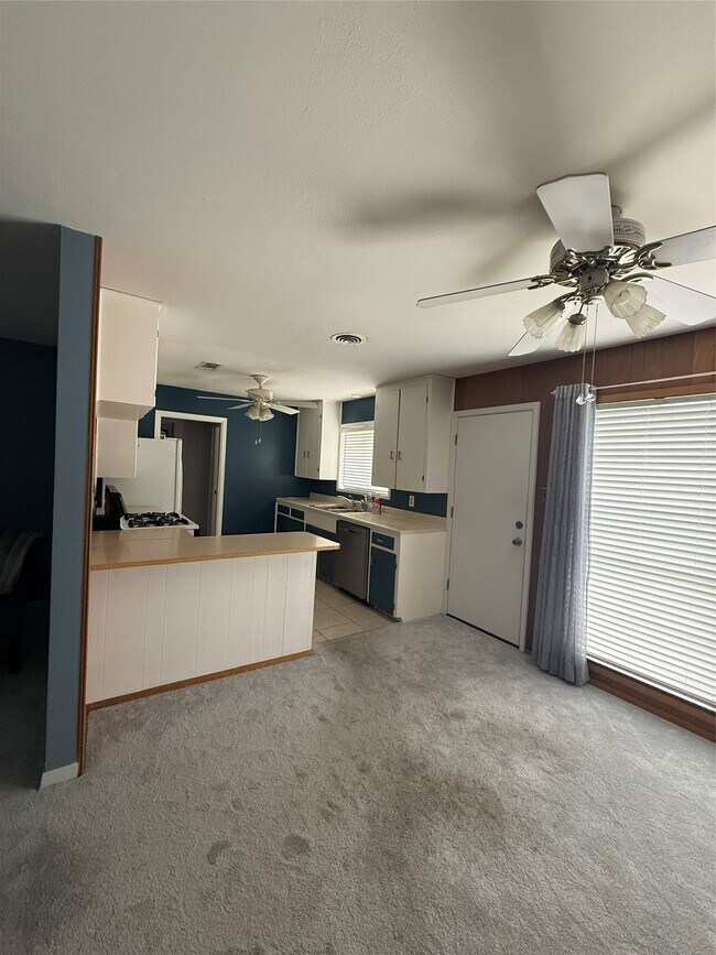 Photo - 7945 Cedel Dr