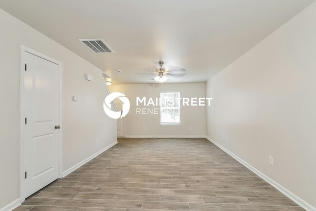 Photo - 3 Bedroom Pet-Friendly Home in GREENSBORO,...