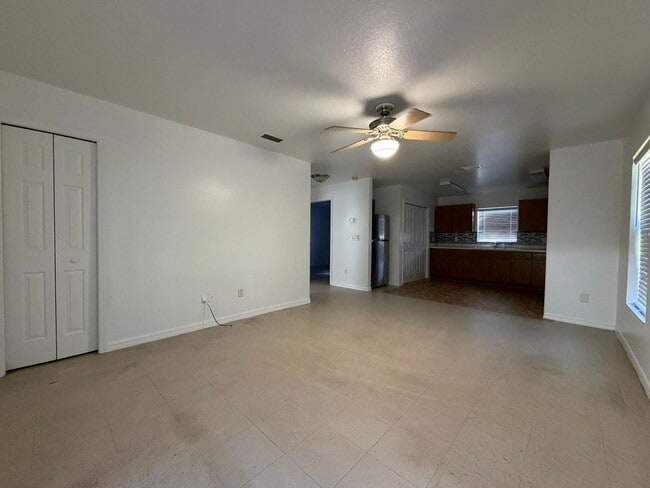 Photo - 3102 W Reynolds St