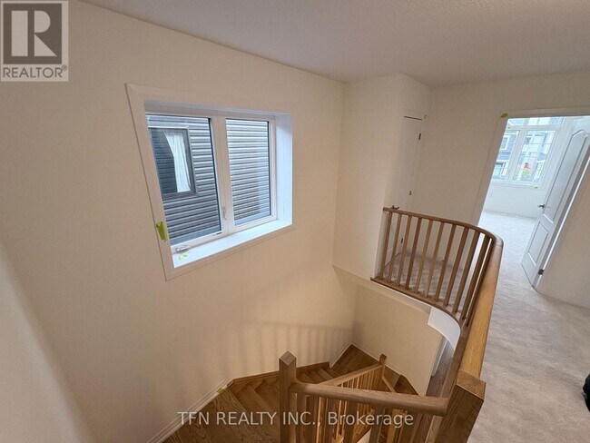 Photo - 20 Selection Hts