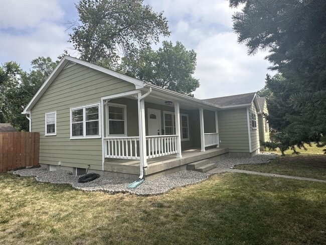 Photo - 1247 Avenue F