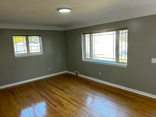 Photo - 1643 Fairview Ave