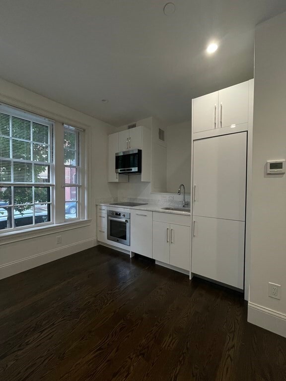 Building Photo - 152 Mt Vernon St Unit Studio