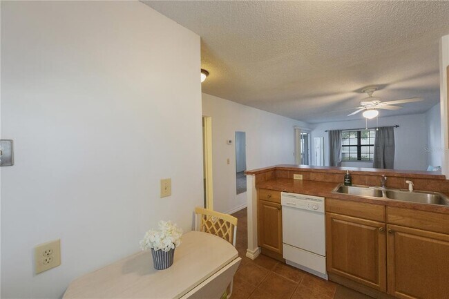 Photo - 13721 Mission Oaks Blvd Unit 13721