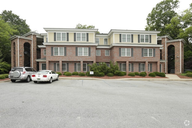 Highland Park Apartments