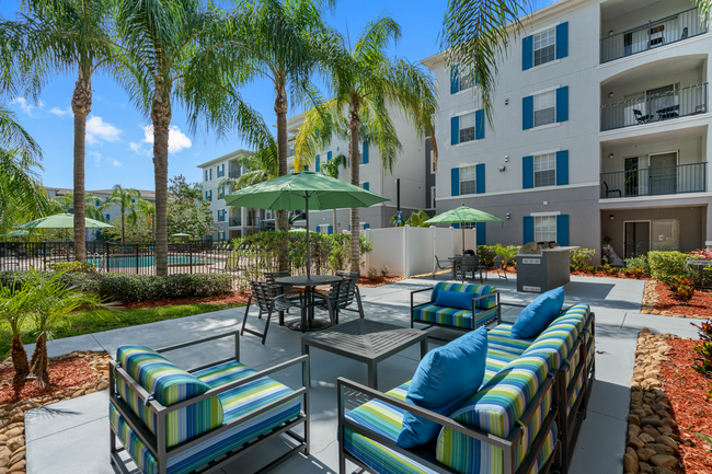 Photo - Vue Tampa Student Housing Apartments