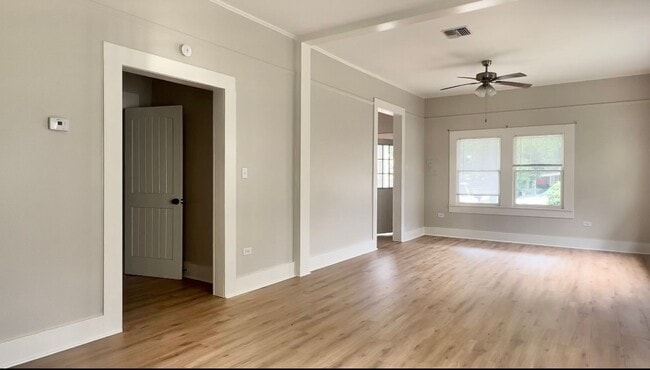 Photo - RENTAL AVAILABLE- 3 BED 3 BATH CLOSE TO CAMPUS