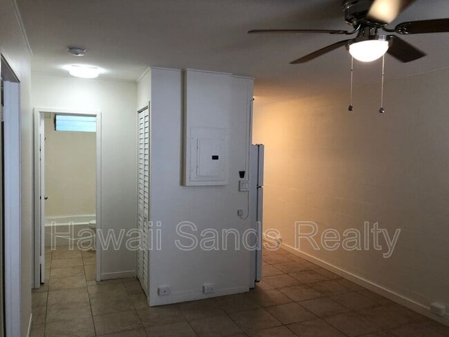 Photo - 720 Birch St