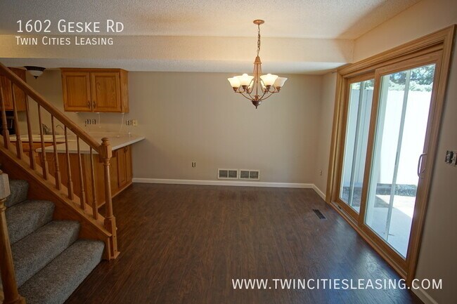 1602 Geske Rd