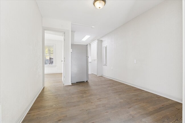 Photo - 1632 Hawthorne St Unit 2