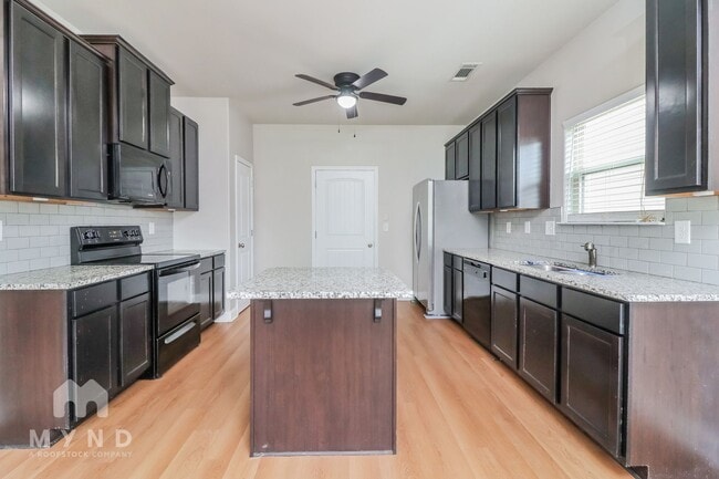 Photo - 400 Hyder Ct