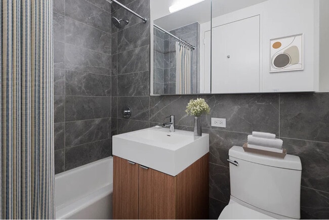 Photo - 301 E 94th St