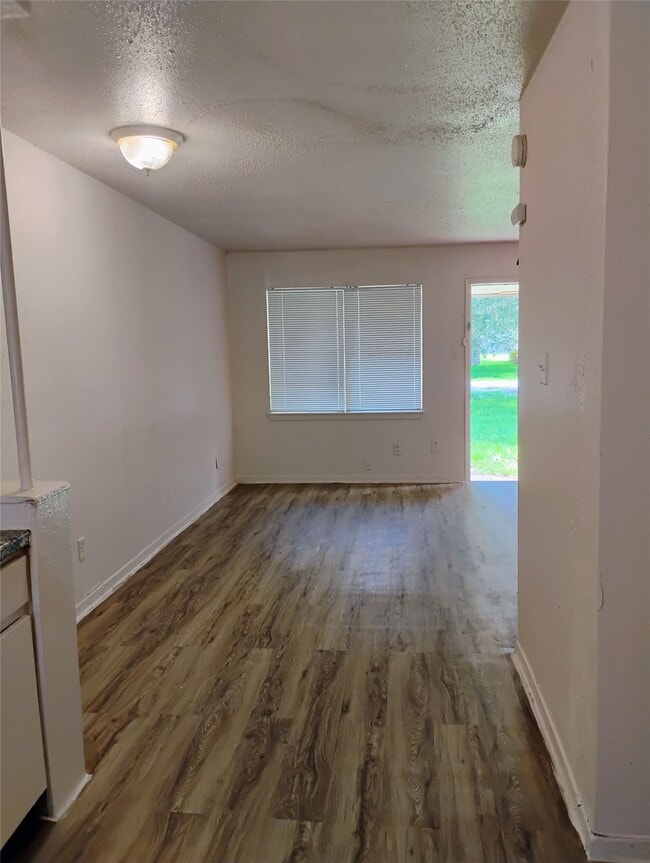 Photo - 4203 Dawson Ln