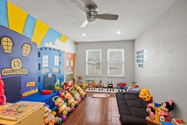 Photo - 5302 Treaschwig Rd