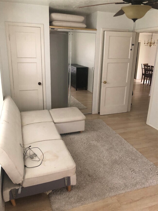 Photo - 4310 Holt St