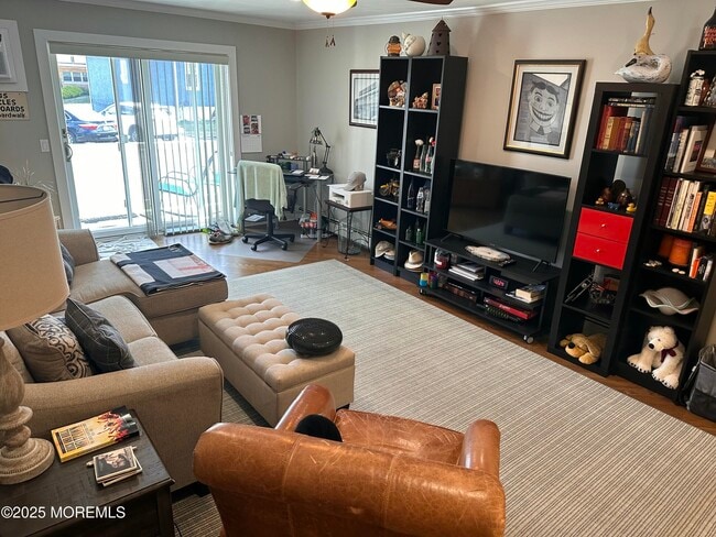 Photo - 303 Sunset Ave Unidad 105