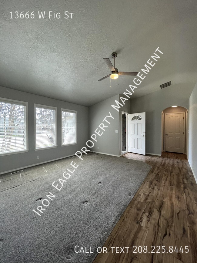 Photo - 13666 W Fig St