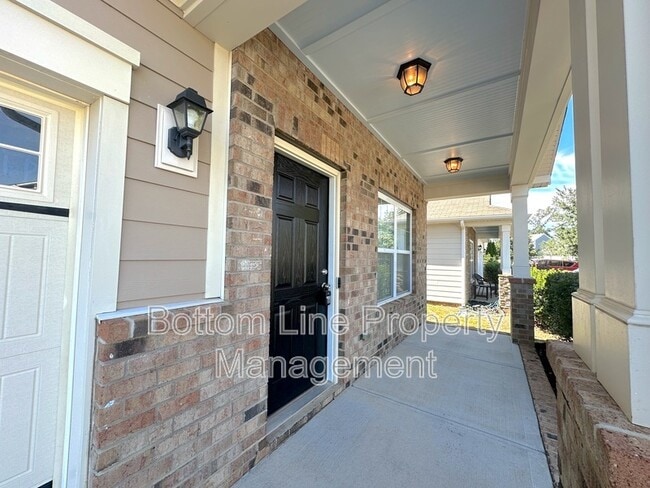 Photo - 137 Willow Valley Dr